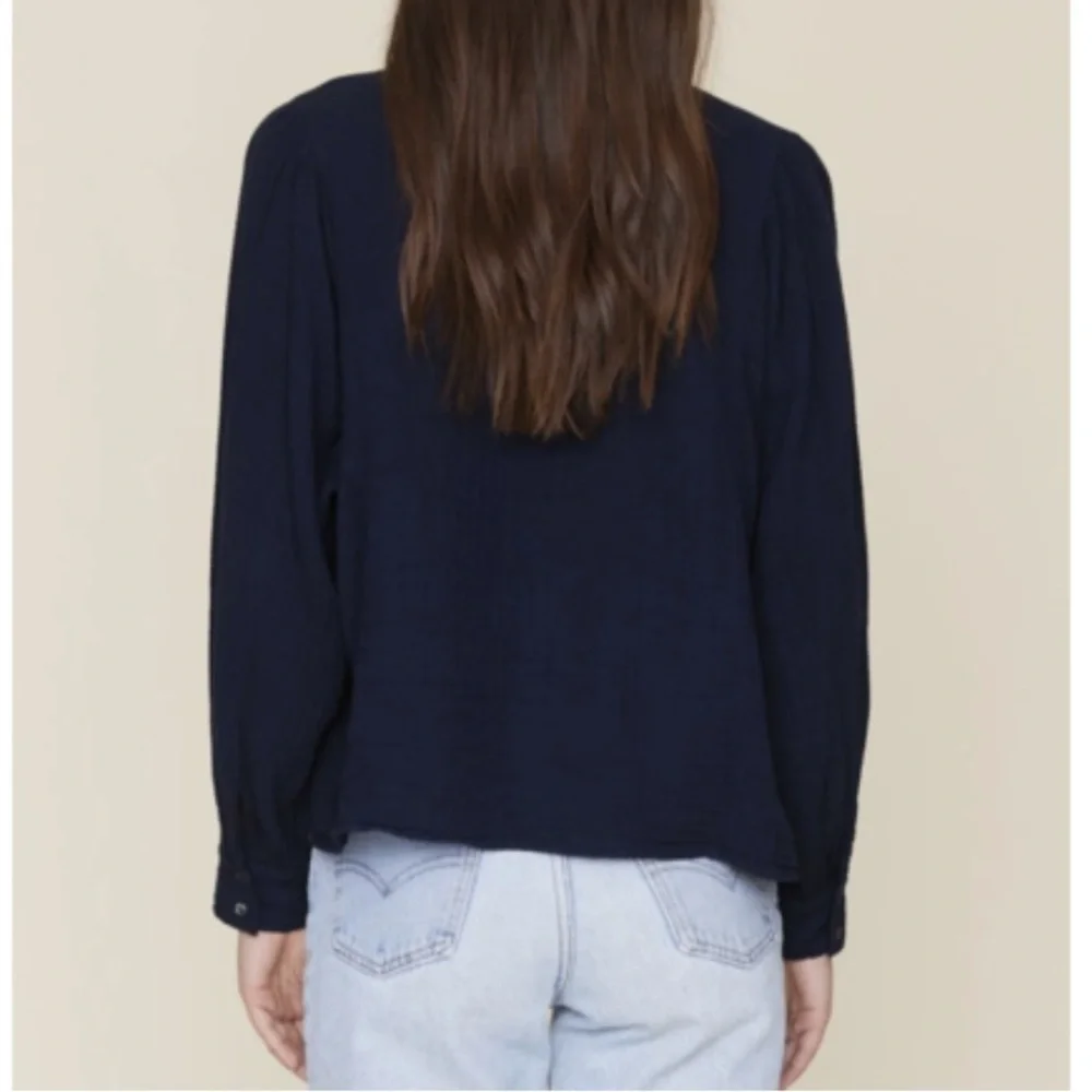 Xirena Dahlia Long Sleeve Gemma Shirt navy blue size XS - Picture 4 of 16